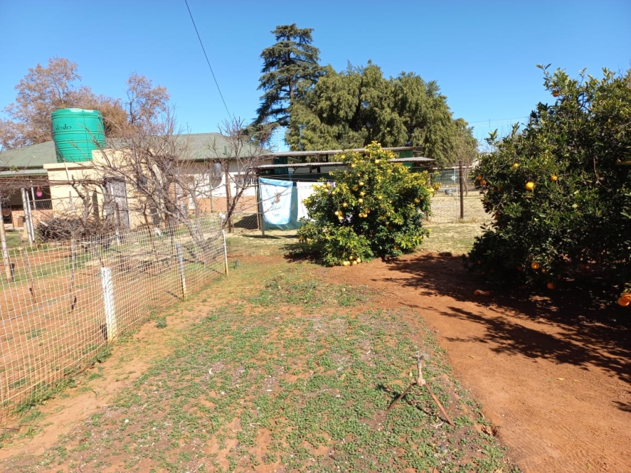4 Bedroom Property for Sale in Hennenman Free State